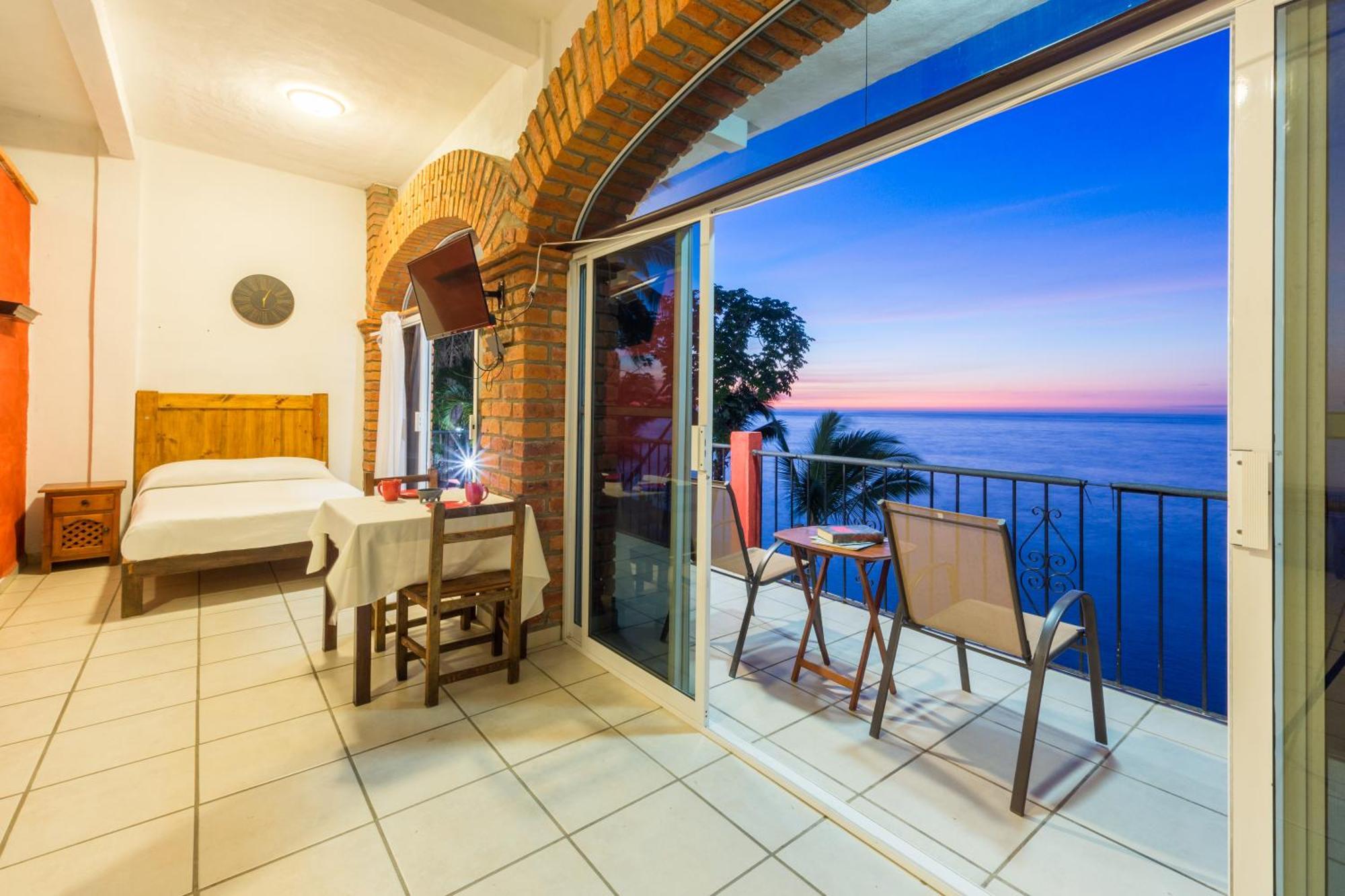 Traditional Sierra Leon Oceanfront Rooms - Adults Only Πουέρτο Βαγιάρτα Εξωτερικό φωτογραφία